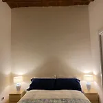Casa di Ermy a Chiaia